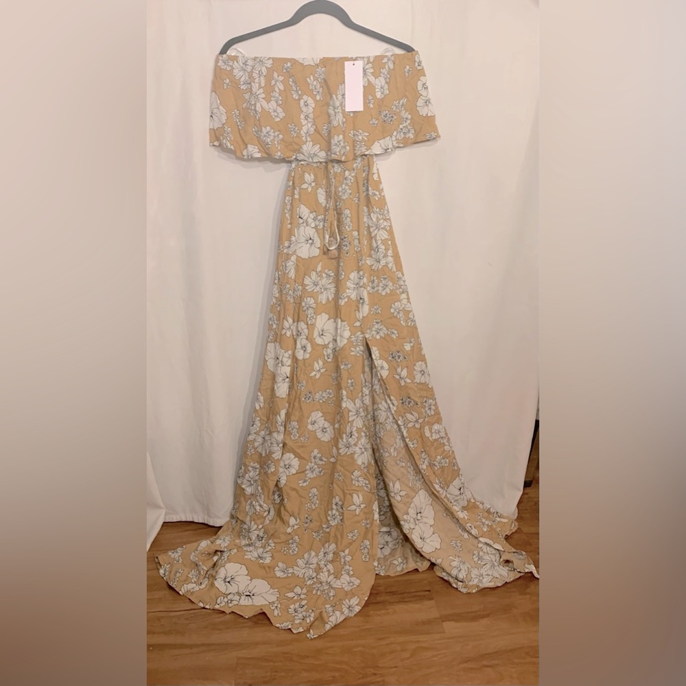 Beautiful yellow floral dress